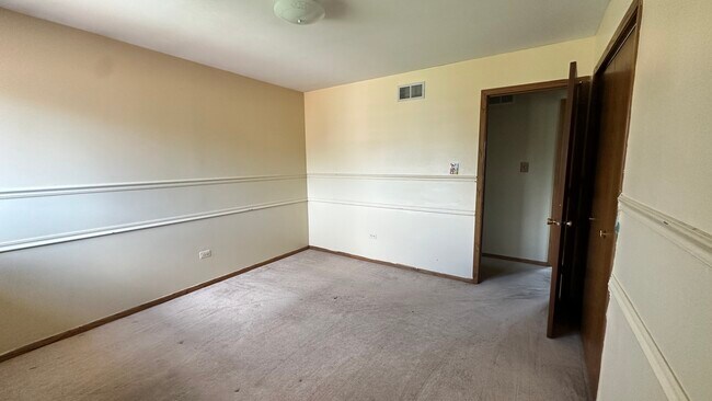 Building Photo - 15720 S 88th Ave