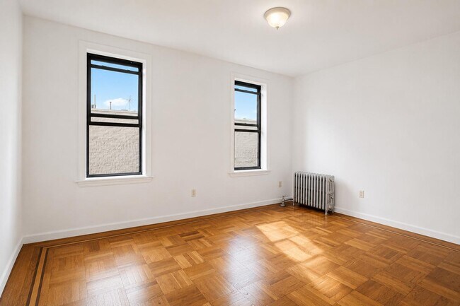 Floorplan - 165 Pinehurst Avenue
