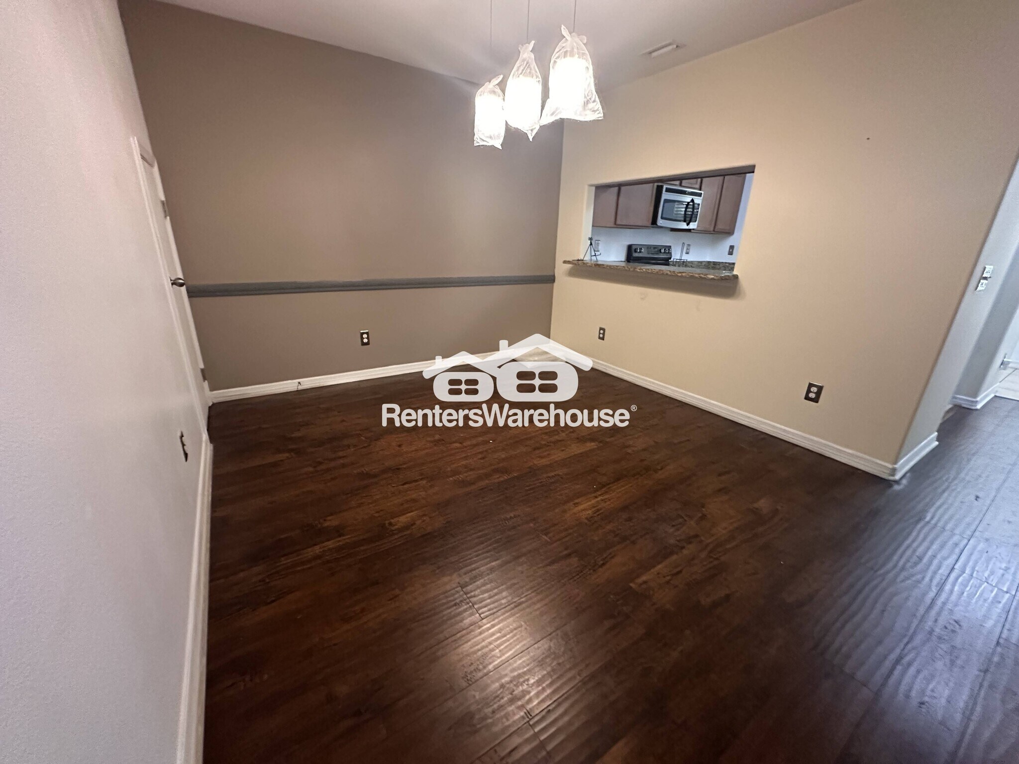 Building Photo - 10943 Keys Gate Dr