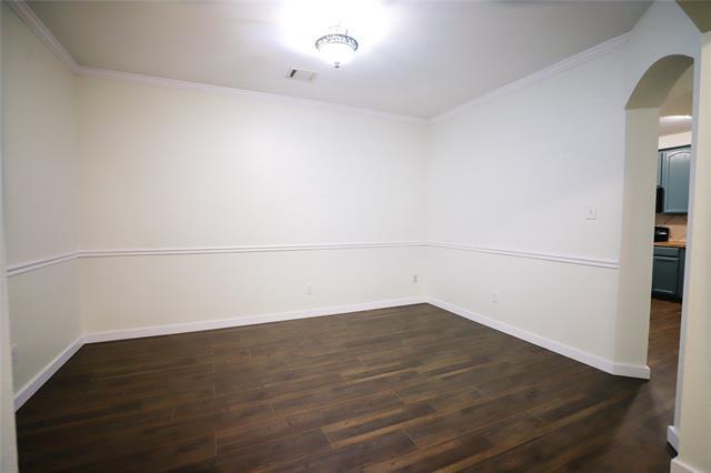 Building Photo - 2221 Rodgers Ln