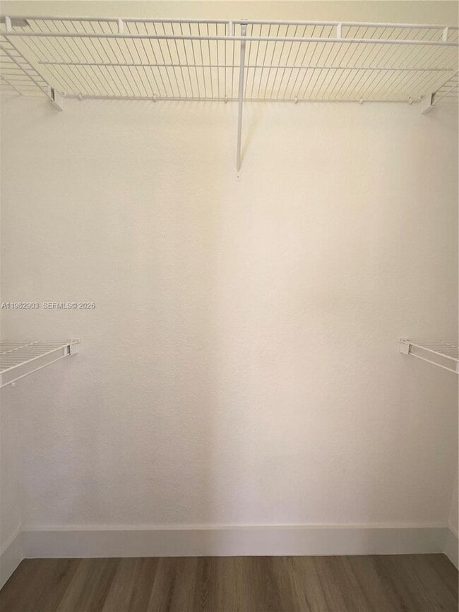 Building Photo - 2564 Centergate Dr