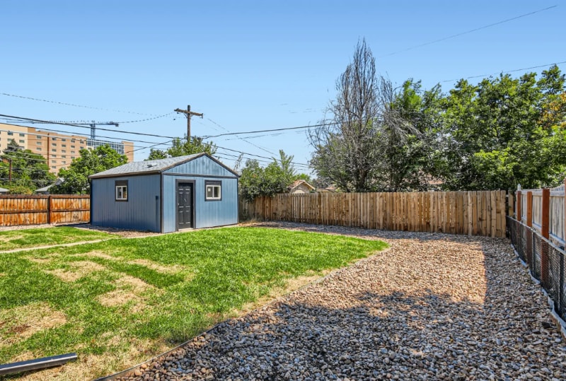 Building Photo - 1296 Vaughn St