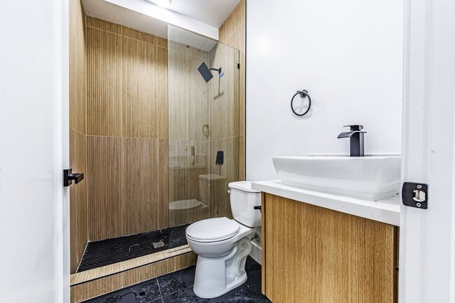 Building Photo - 1658 S. Hayworth