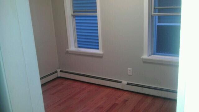 Building Photo - 256 Marion St