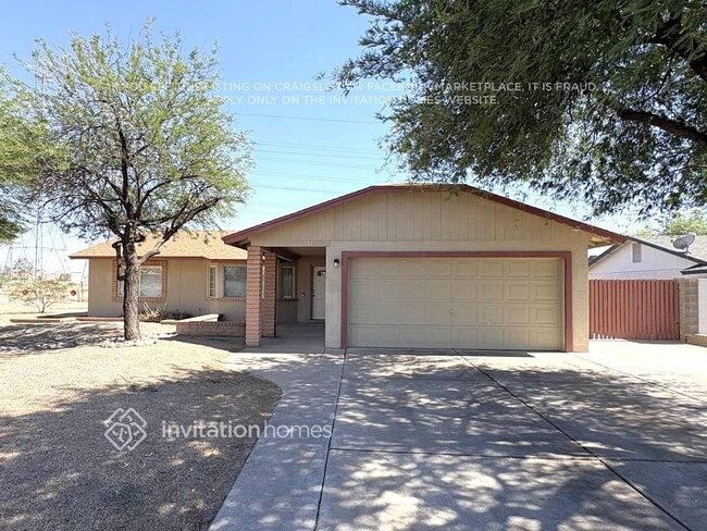 Building Photo - 9503 W Las Palmaritas Dr