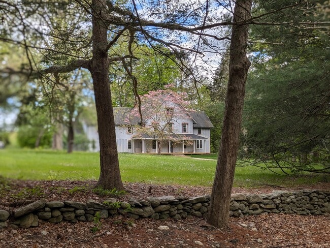 Primary Photo - 236 Station Rd