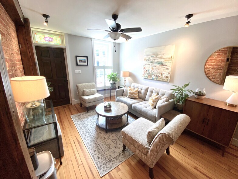 Main Level Living Room - 1406 Andre St