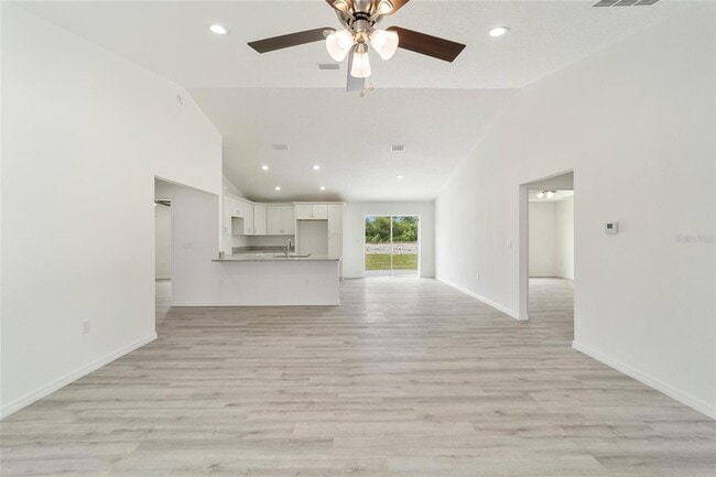 Building Photo - 5058 SW 154 Loop