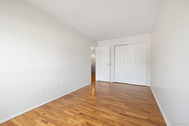 Building Photo - 78 Roosevelt Dr