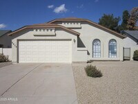 Building Photo - 8820 W Greenbrian Dr