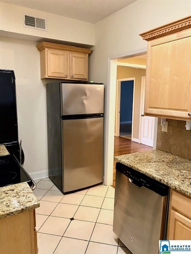 Building Photo - 1101 26th St S