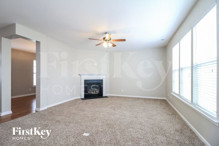 Building Photo - 189 Parkview Ln