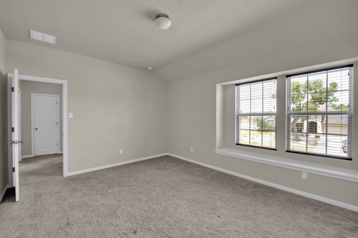 Building Photo - 1829 Leander Dr