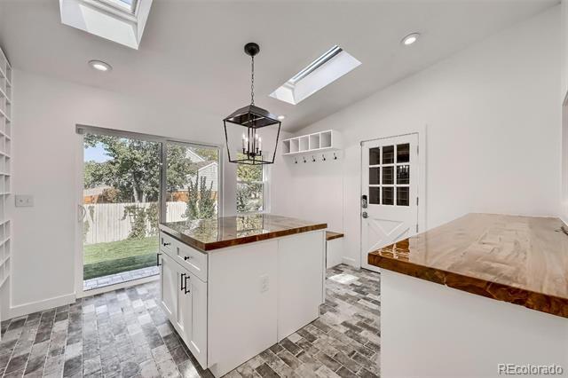 Building Photo - 9701 E Grand Ave