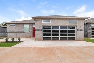 Building Photo - 11357 Paradise Out Ln