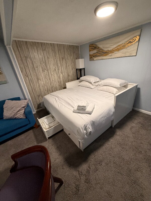 Building Photo - 1504 N Fielder Rd