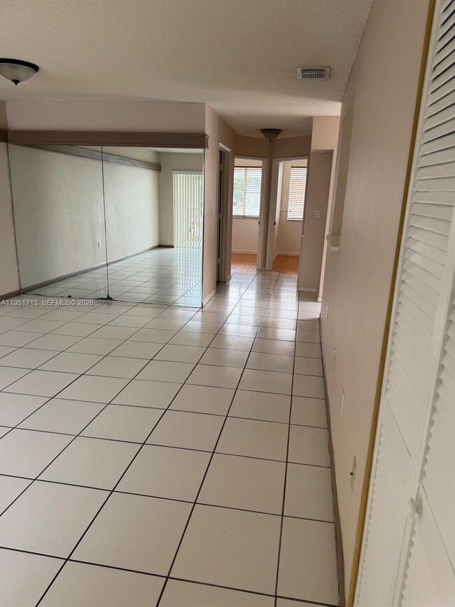 Building Photo - 12527 NW 11th Ln