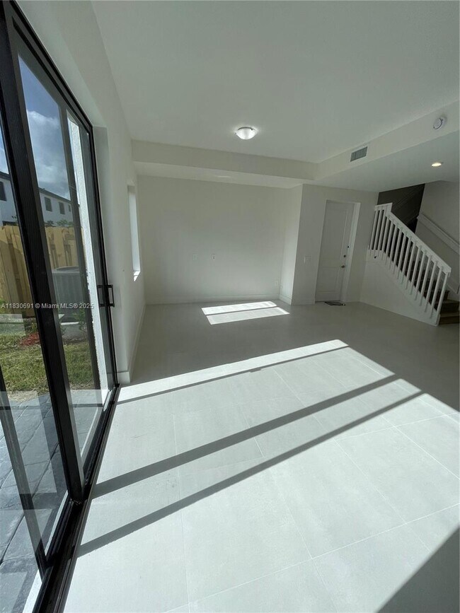 Building Photo - 34491 SW 191st Ct