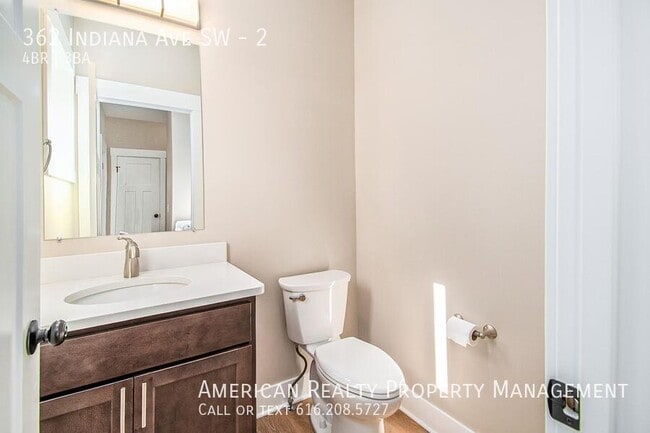 Building Photo - 362 Indiana Ave SW