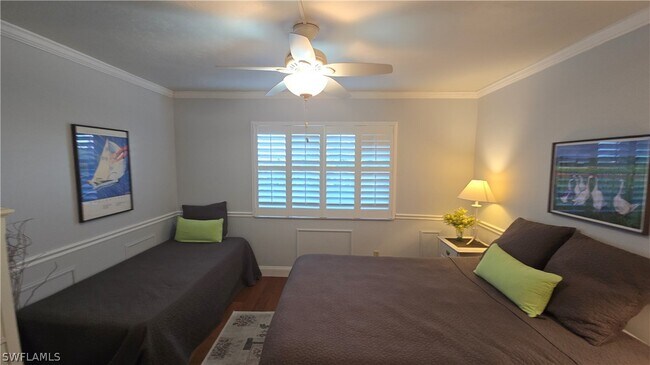 Building Photo - 12945 Vanderbilt Dr