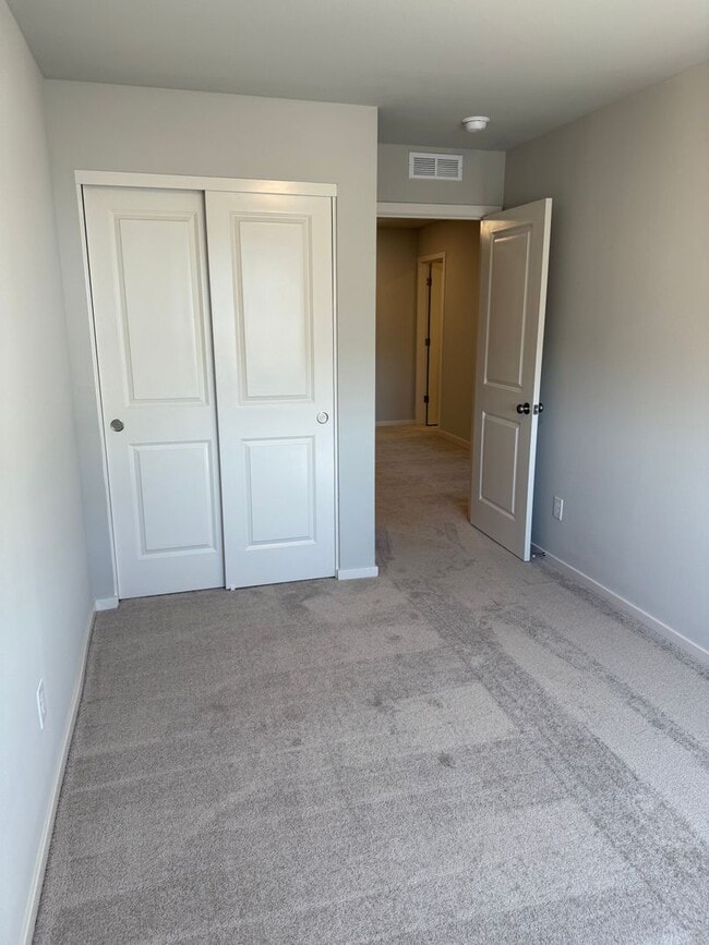 Building Photo - Brand New Home! Be The First To Live Here! Great Location! Spacious 3 Bedroom Townhome! Neighborh...