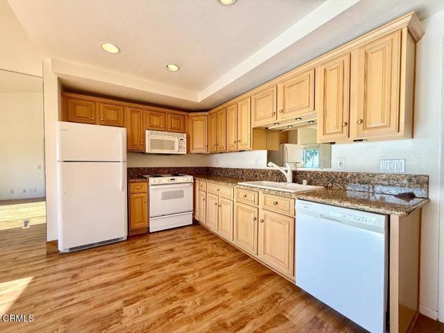 Building Photo - 641 Ocean View Dr