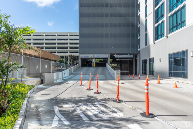 Building Photo - The Central Ala Moana