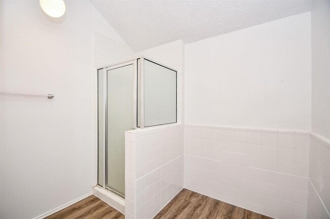 Building Photo - 12311 Grove Meadow Dr