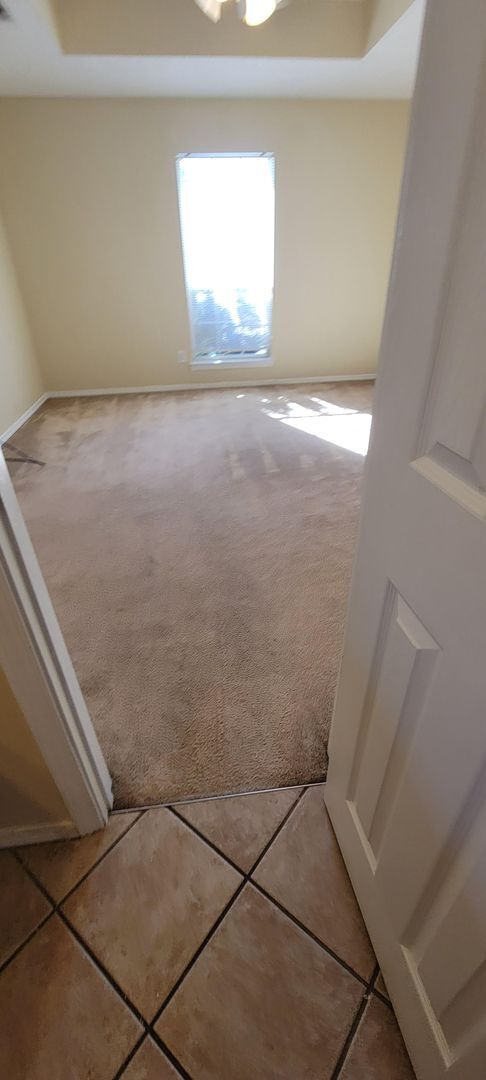 Building Photo - 3/2 Double Car Garage