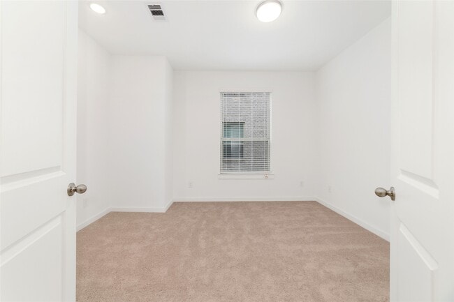 Building Photo - 5014 Chestnut Orch Dr