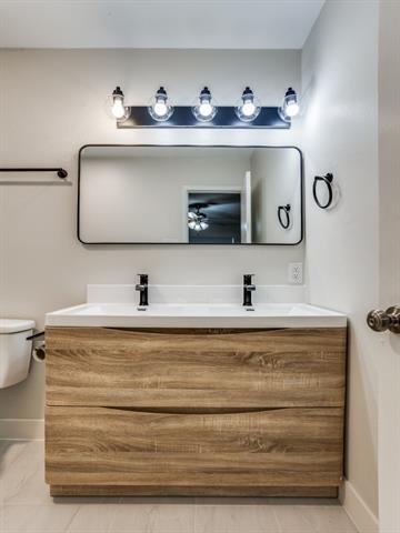 Building Photo - 1242 Delores Dr