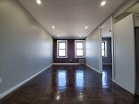 Building Photo - 2 bedroom in BRONX NY 10462