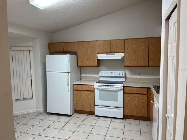 Building Photo - 1177 Jade E Ln