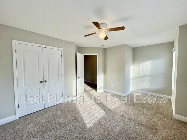 Building Photo - 211 Executive Dr