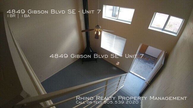 Building Photo - Cute 1 Bedroom 1 Bathroom Loft!