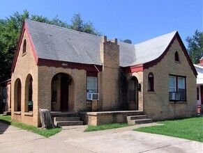 Building Photo - 1 Bed 1 Bath in the Gast Height in NE OKC