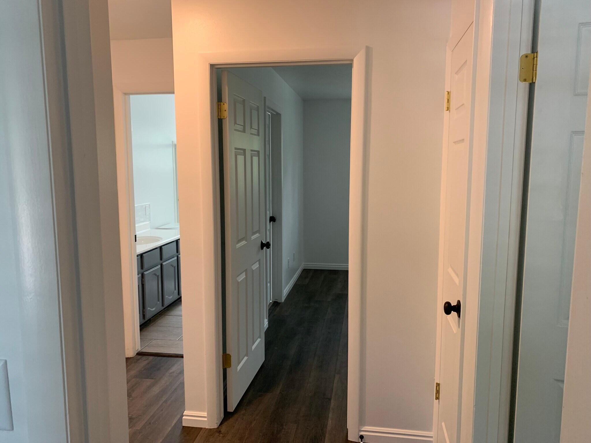 Building Photo - 804 E 1050 S