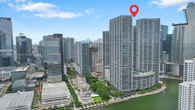 Building Photo - 495 Brickell Ave