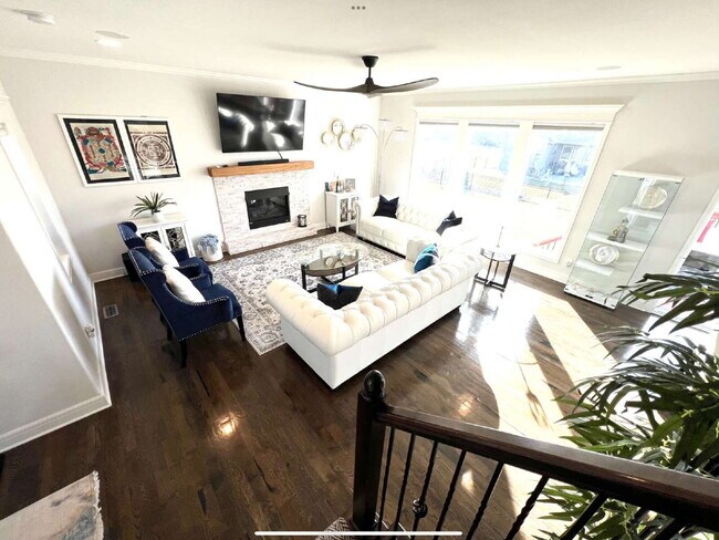 Building Photo - Beautiful 4 Bedroom/2.5 Bath Home *AVAILABLE MAY 15th*