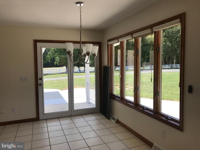 Building Photo - 3223 Halltown Rd