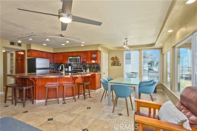 Building Photo - 111 Edgewater Pl