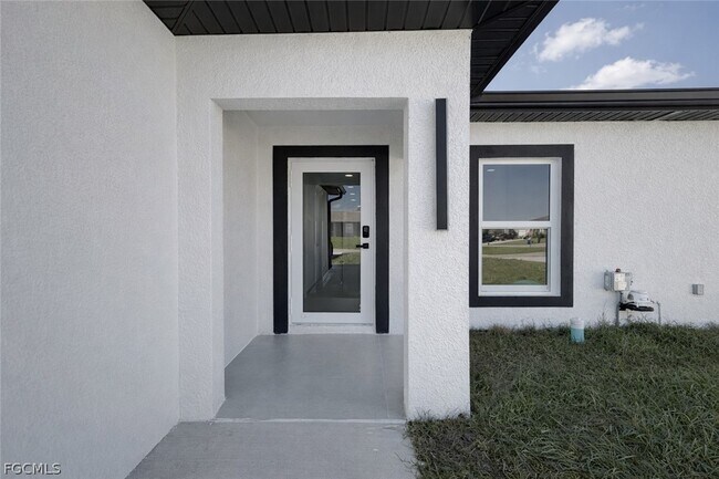 Building Photo - 4529-4531-4529 18th St SW