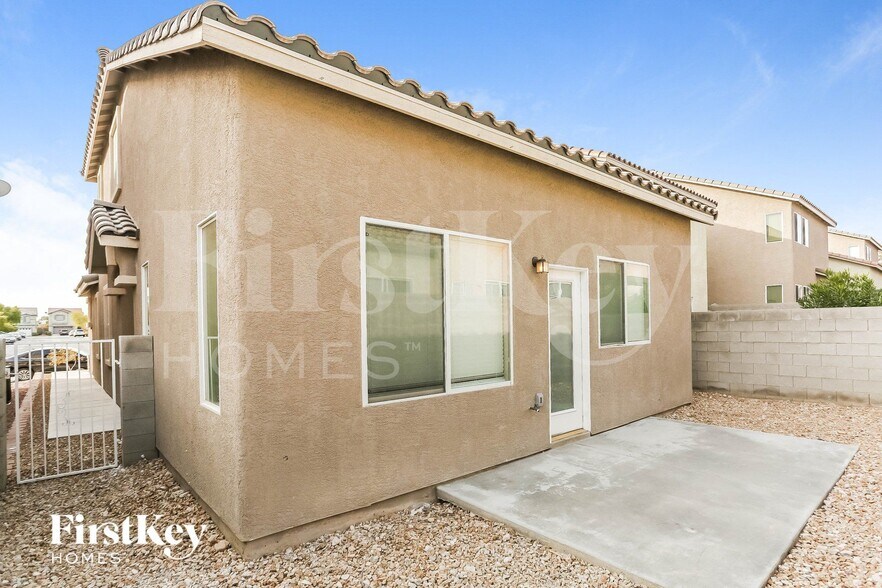 Building Photo - 9512 Quitman Ave