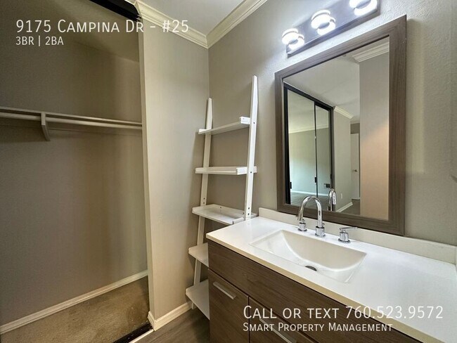 Building Photo - 9175 Campina Dr