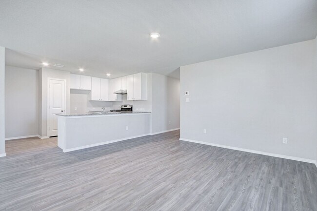 Building Photo - Stylish Corner Lot Home in Waterwheel with...
