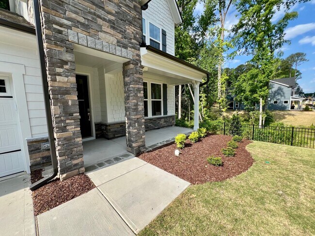 Building Photo - 2429 Vetrina Wy