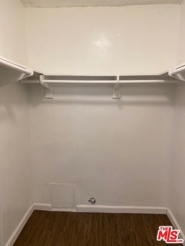 Building Photo - 6150 Reseda Blvd