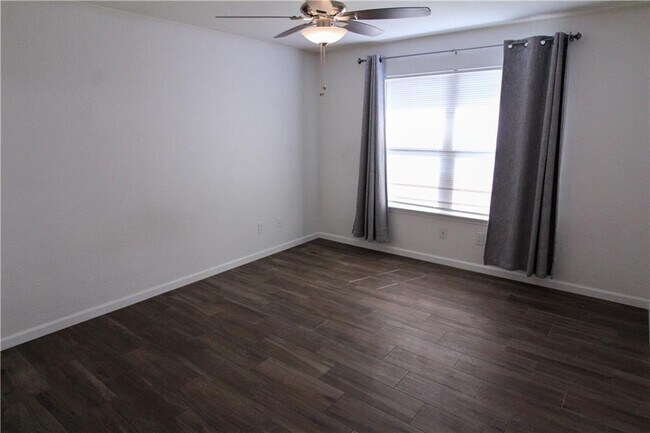 Building Photo - 5521 War Admiral Dr