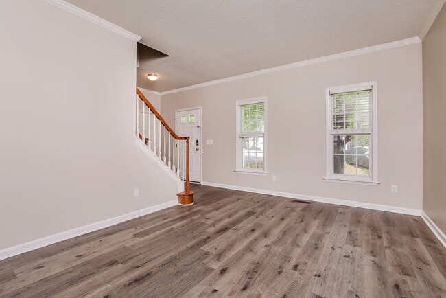 Building Photo - 5820 Waterford Landing Ct