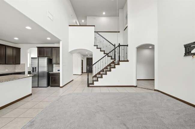 Building Photo - 221 Mandana St